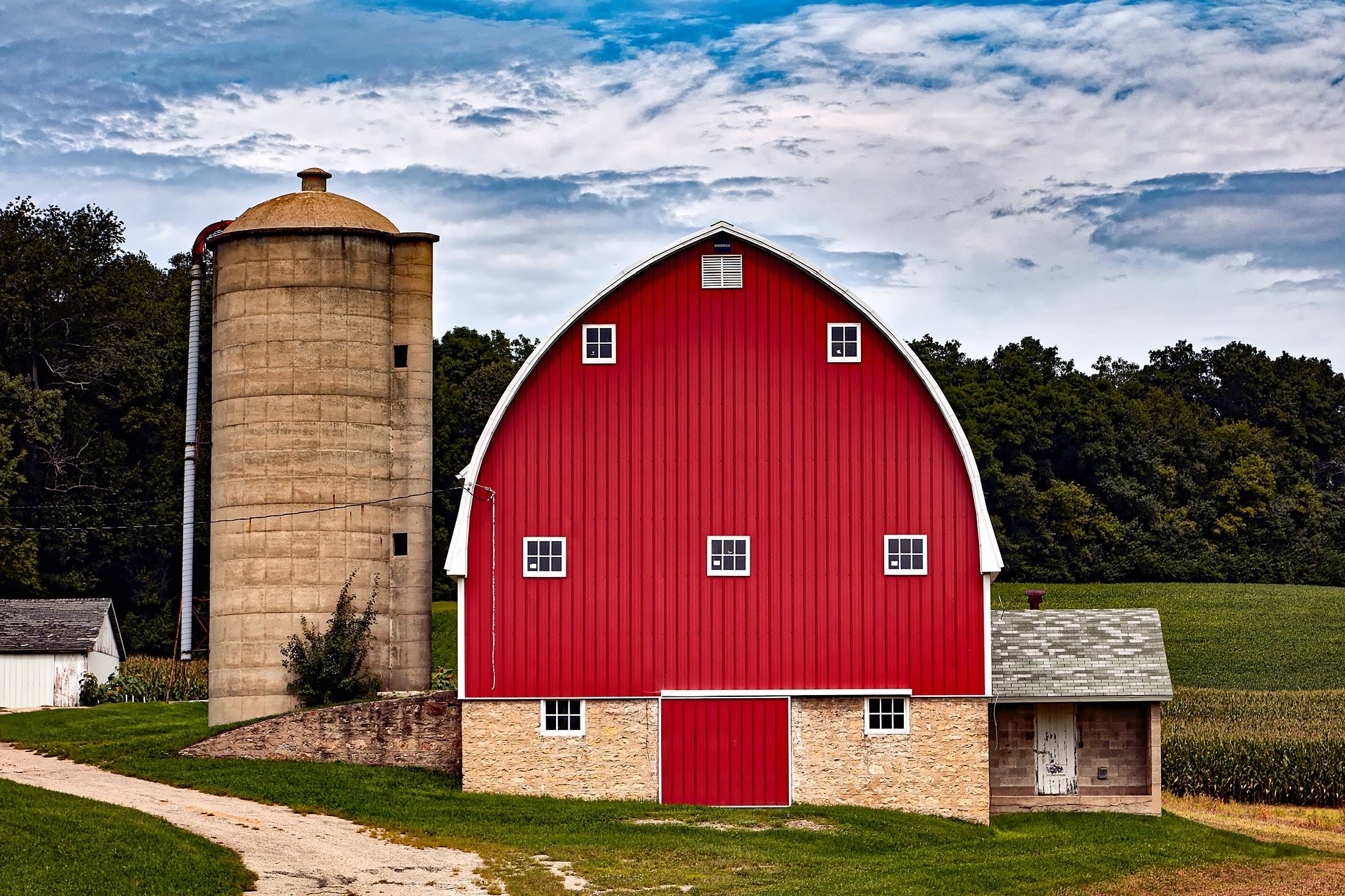 Agricultural and Commercial Garage door services in Wellington